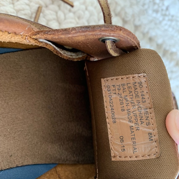 Men’s Dockers boat shoes - Picture 5 of 8